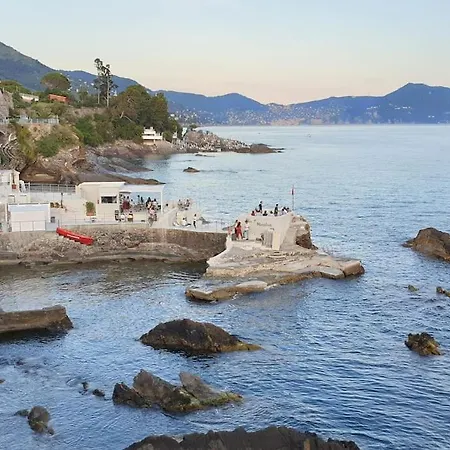 Eleganza In Centro A Nervi, A 2 Passi Dal Mare. Genua