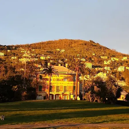 Eleganza In Centro A Nervi, A 2 Passi Dal Mare. Διαμέρισμα *