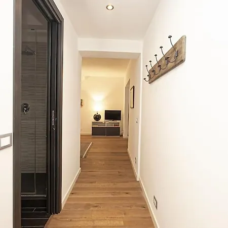 Appartement Eleganza In Centro A Nervi, A 2 Passi Dal Mare.