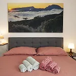 Eleganza In Centro A Nervi, A 2 Passi Dal Mare.