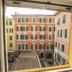 Eleganza In Centro A Nervi, A 2 Passi Dal Mare. Janov